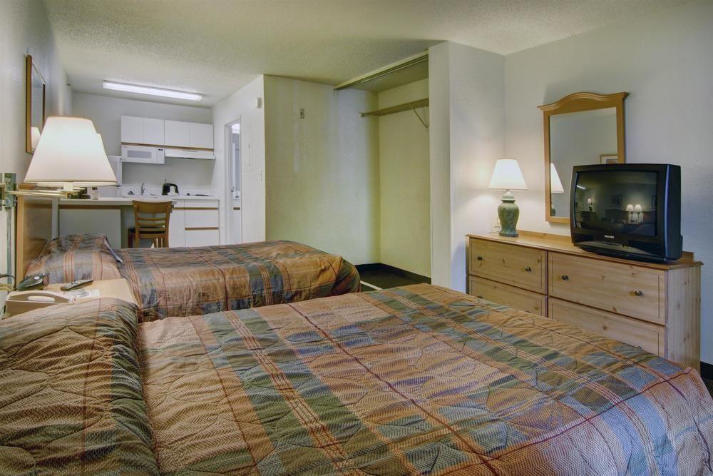 Atlanta Hotel Розвелл Екстер'єр фото