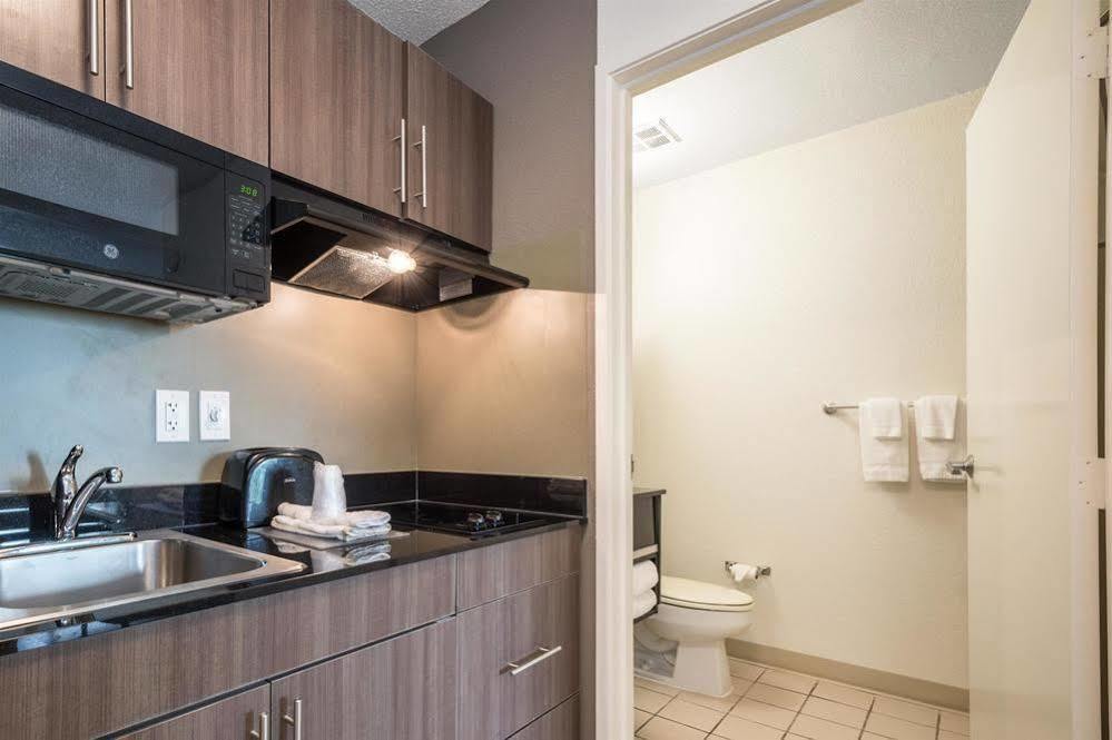 Atlanta Hotel Розвелл Екстер'єр фото